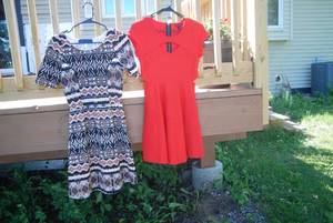 lot 46 image: 2 size Medium...