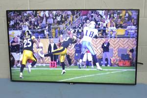 lot 36 image: LG 42 SH7DB High Performance Full HD thin Bezel Digital Signage  Computer Monitor & Video Display