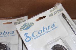 lot 76 image: Lot of 8 - New - Cobra CB Radio Antennas - Model HG A1000 18.5 Magnetic Mount CB Antenna