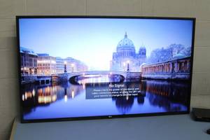 lot 136 image: LG 55 4K HDR Smart LED UHD TV Television  Monitor  Display