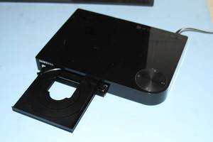 lot 137 image: Samsung BD-E5400 Blu-Ray Disc Player with Built-in WiFi
