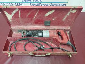 lot 11 image: Milwaukee Heavy duty sawzall