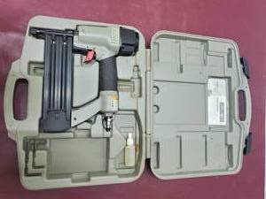 lot 15 image: Porter-Cable Nail Gun
