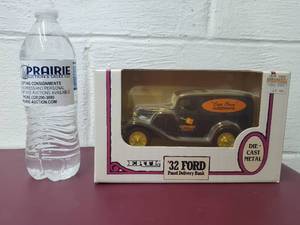 lot 20 image: Ertl 32 Ford Panel Delivery Bank Our Own Hardware Diecast