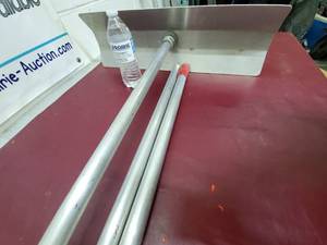 lot 41 image: snow roof rake