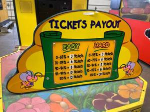 lot 48 image: Working Bee Bee Boppin - Arcade Machine