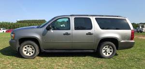 2009 Chevy Suburban LS 1500 4x4