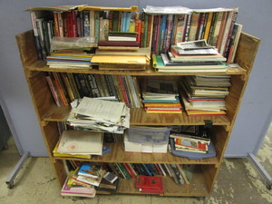 VINTAGE RAILROAD  MODEL TRAIN PUBLICATIONS, TIMETABLES, BOOKS, FIREARM PUBLICATIONS, MUCH MORE