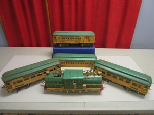 VINTAGE AMERICAN FLYER POCAHONTAS TIN STANDARD TRAIN CARS W SHASTA ENGINE