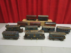 VINTAGE AMERICAN FLYER TIN O TRAIN CARS, #3013, #3113 ENGINES, BROADWAY LIMITED, MORE