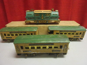 VINTAGE AMERICAN FLYER TIN O TRAIN CARS, #3109 ENGINE, PASSENGER CARS