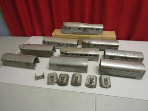 VINTAGE AMERICAN FLYER O ZEPHYR TRAIN CARS