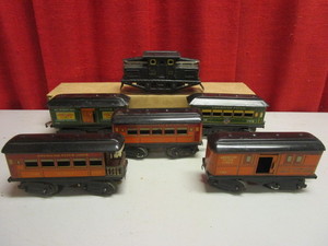 VINTAGE AMERICAN FLYER TIN O TRAIN CARS, #1218 ENGINE
