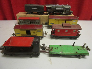 VINTAGE LIONEL TIN O TRAIN CARS, #259E ENGINE, TENDER