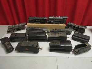 VINTAGE LIONEL O ENGINES, TENDERS, TIN CARS