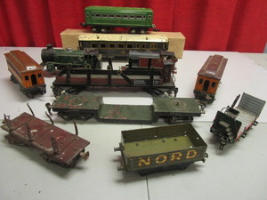 VINTAGE O GAUGE TIN TRAIN CARS, DEUTSCHE REICHSBAHN, NORD, COMPAGNIE INTERNATIONALE