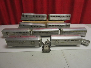 VINTAGE AMERICAN FLYER O ZEPHYR TRAIN CARS