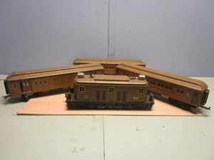 VINTAGE AMERICAN FLYER TIN STANDARD #4039 ENGINE, WASHINGTON, VALLEY FORGE, MAIL CARS