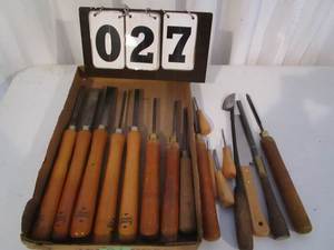 lot 27 image: Wood Working Tools
