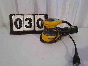 lot 30 image: DeWalt Sander