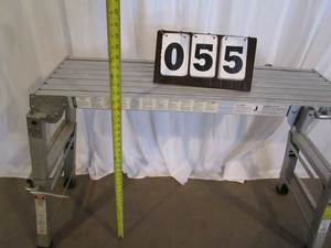 lot 55 image: Adjustable Aluminum Stand