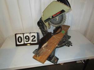lot 92 image: Black & Decker Power Miter Saw