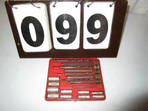 lot 99 image: Blue Point Screw Extractor Set
