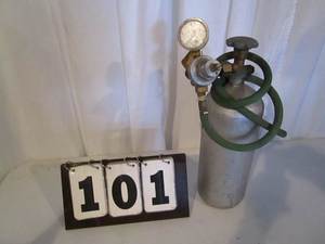 lot 101 image: Welding Tank