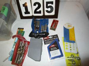 lot 125 image: Tub of Assorted Drill Bits