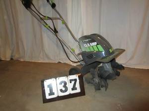lot 137 image: Earthwise TillerCultivator