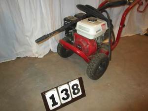 lot 138 image: Porter Cable Pressure Washer