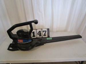 lot 147 image: Toro Super Blower Vac