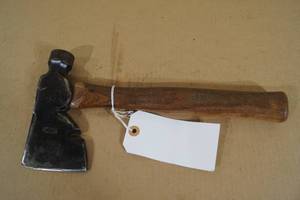 lot 76 image: Vintage Heavy Duty Plumb Builders Half Hatchet