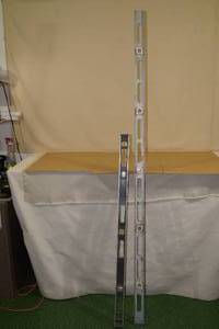 lot 69 image: 2 Metal Levels - Craftsman 48, Mayes 72