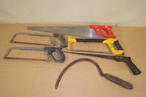 lot 48 image: Assorted Hand Saws - Sickle