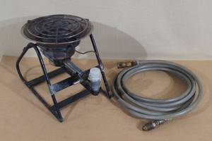 lot 20 image: Propane Sunflower Heater