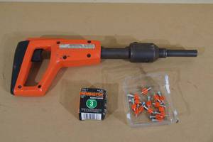 lot 17 image: Remington 490 Powder Actuated Tool
