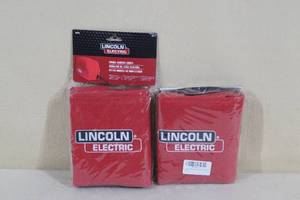 lot 13 image: 2 Unused Lincoln Electric Canvas Welder Covers