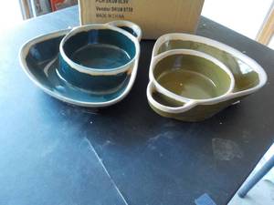 Set of 2 Old Home Kitchen Side Bowl...