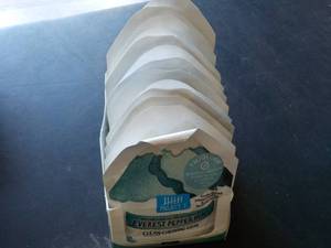 Everest Peppermint Gum 13 packs...