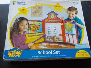 Pretend and Play School Set...