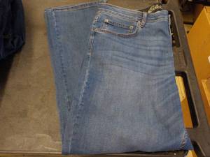 Eddie Bauer Jeans size 38 x 30...
