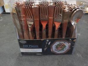 Polished Rose Gold 160 pc Cutlery C...