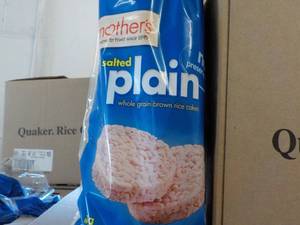 4 Cases Quaker Rice Cakes past bes...