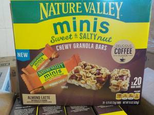 5 - 15 oz Boxes Nature Valley Minis...