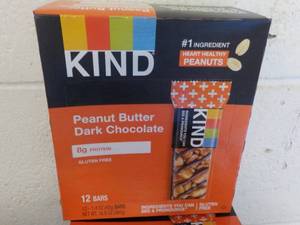 Box of 12 KIND Peanut Butter Dark C...