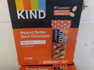 Box of 12 KIND Peanut Butter Dark C...