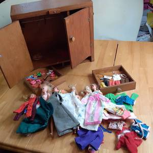 lot 72 image: Antique Wooden Doll Wardrobe with c...