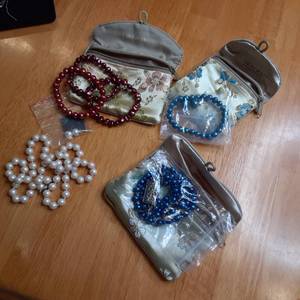 lot 80 image: Honora Freshwater Pearls. There ar...