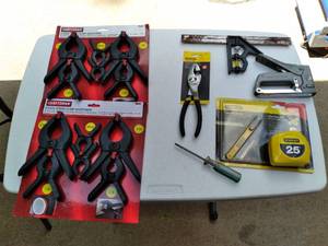 lot 332 image: 2 Craftsman 6 Piece Spring Clamps...